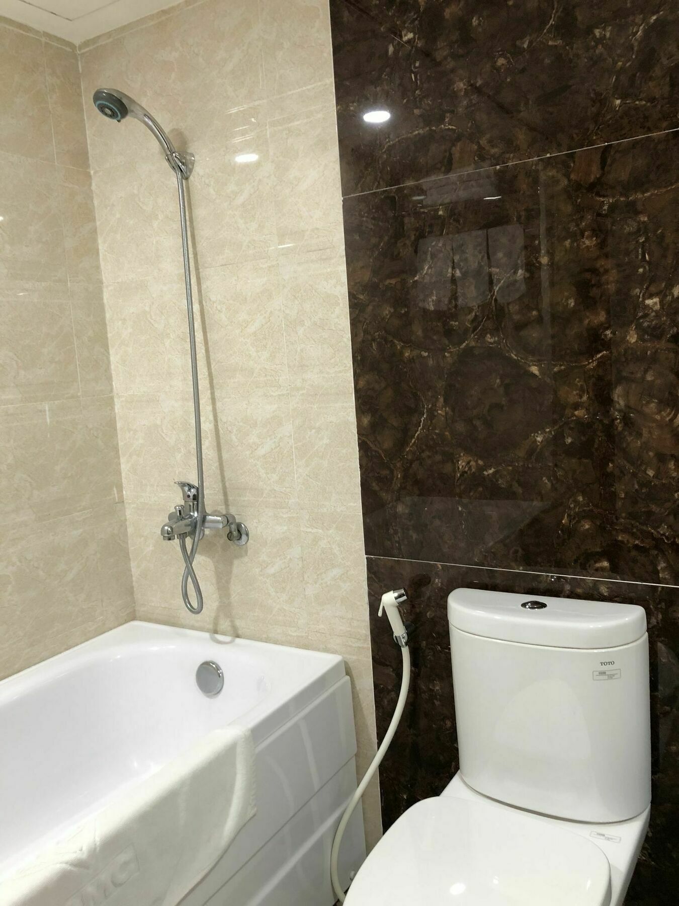Bmc Thang Long Ха Лонг Екстериор снимка